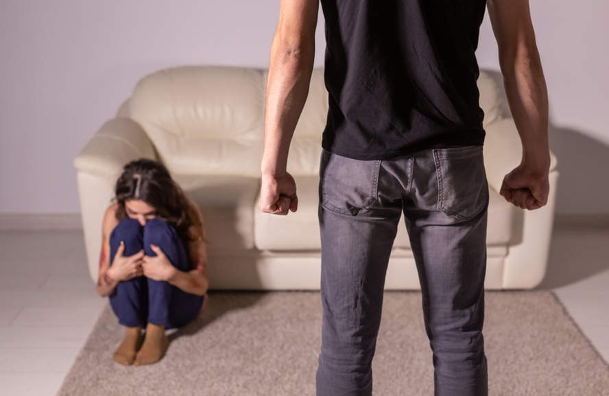 Divórcio: prioridade em caso de violência doméstica